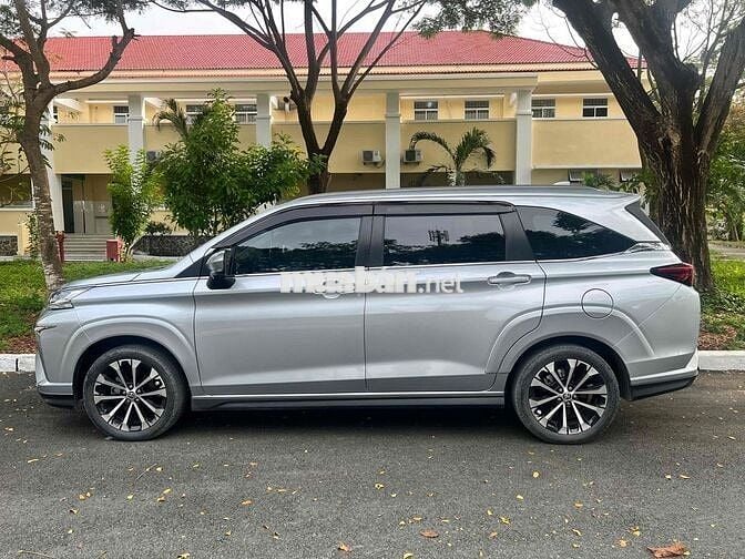 Veloz Cross 2022 Top - xe gia đình- thương lượng