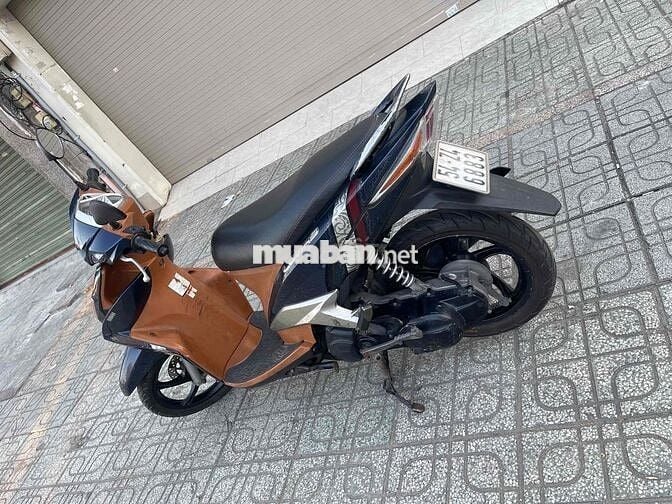 luvias 2010 zin 100% biển TPHCM chính chủ