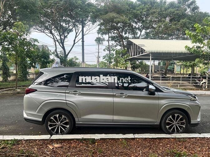 Veloz Cross 2022 Top - xe gia đình- thương lượng