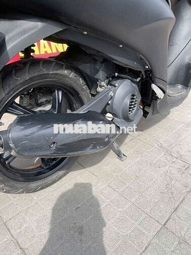 Janus 2017 Đen mới 95%