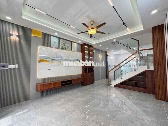 CHÍNH CHỦ GỬI BÁN CĂN NHÀ TÂM HUYẾT KHU Hoàng Hoa - Long Hậu