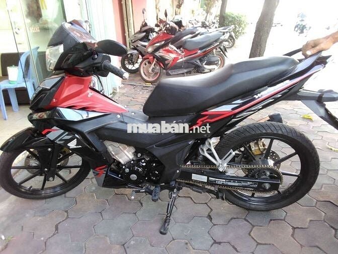 Winner Đen Đỏ 62zz Côn tay