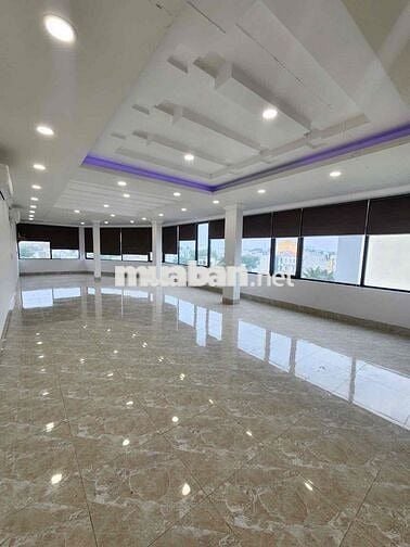 Bán Toà Nhà Trung Tâm Tp Dĩ An, liền kề Siêu Thị Go