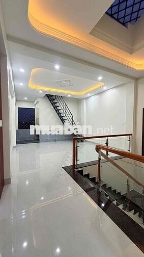 Bán Nhà Mặt Tiền Nhựa 7m kế bên Siêu Thị Go