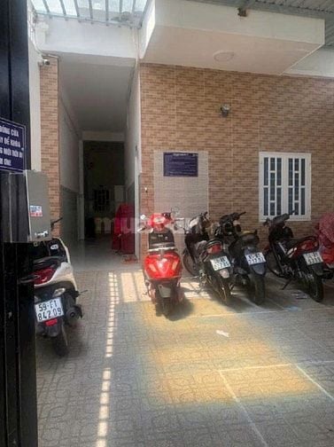 Bán nhanh căn hộ dịch vụ , 9 phòng  , hẻm ô tô   , Bình Trưng Đông