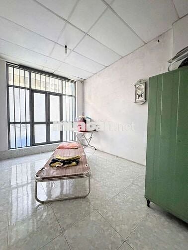 Nhà cho thuê Đs 18D - Gò Xoài (2PN 2WC) có sẵn 1 máy lạnh, nhà trống