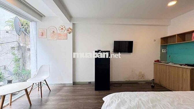 CHO THUÊ CĂN HỘ QUẬN 1 - GẦN CẦU CAMETTE - THANG MÁY - CHO NUÔI PET