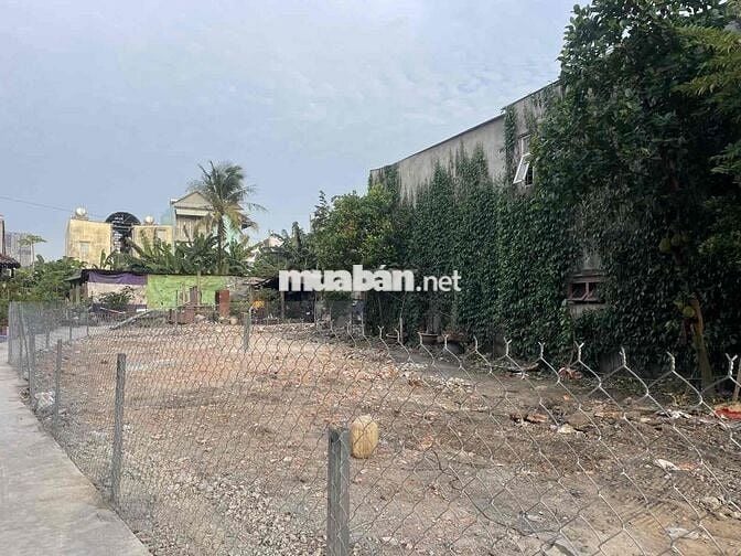 Đất Phân Lô - Hẻm Xe Hơi Thông - Phạm Văn Đồng