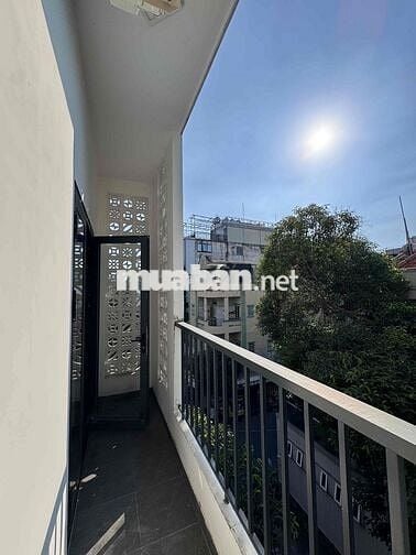 SẴN PHÒNG BANCOL 30M2 P.13 TÂN BÌNH (chính chủ)