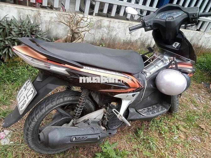 Honda Air Blade màu Đen cam