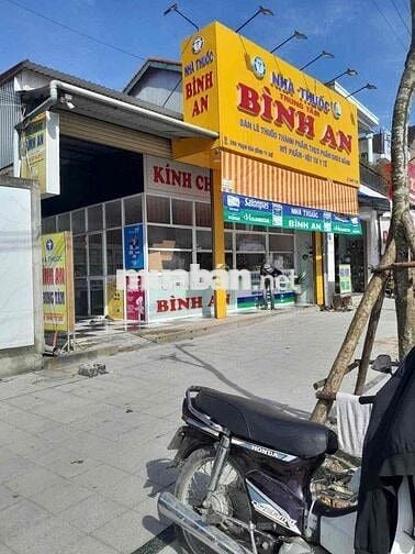 Mặt bằng kinh doanh 180m2 Phạm Văn Đồng, TP Huế