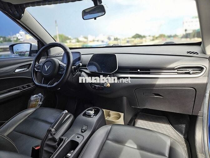 bán VinFast VF 5 Plus 2024, màu xanh