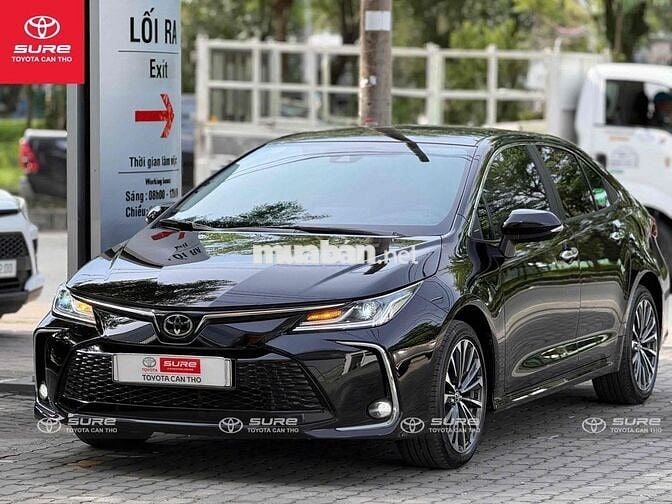 Toyota Corolla Altis 2024 1.8V - siêu lướt