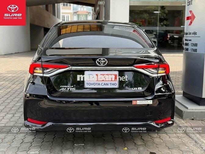 Toyota Corolla Altis 2024 1.8V - siêu lướt