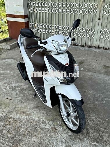 Honda Vision 2017 màu Trắng
