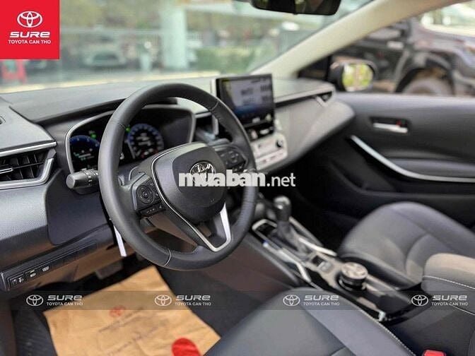 Toyota Corolla Altis 2024 1.8V - siêu lướt