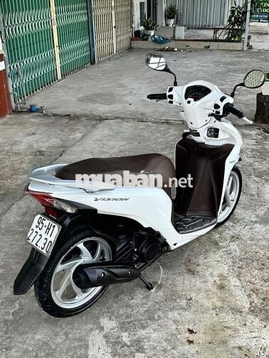 Honda Vision 2017 màu Trắng