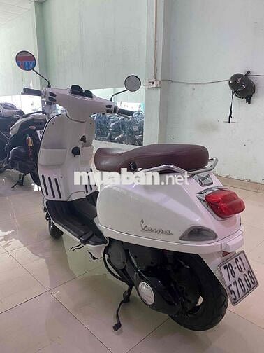 Piaggio Vespa 2014 Trắng