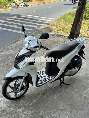 Honda Vision 2017 màu Trắng