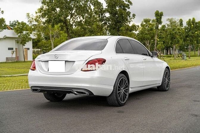 Bán cắt lỗ C200 Exclusive 2021 zin siêu cọp