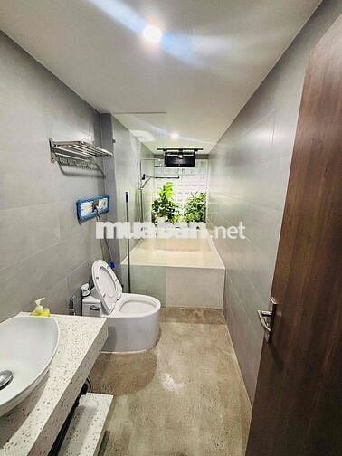 CHO THUÊ VILLA SÂN VƯỜN MỚI 100% KHU HỒ NGHINH GẦN BIỂN