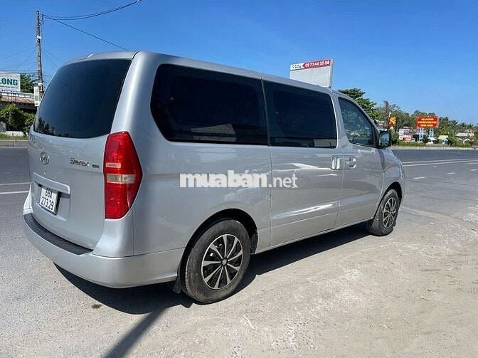 Hyundai Starex 2008 2.5D MT - 150 km