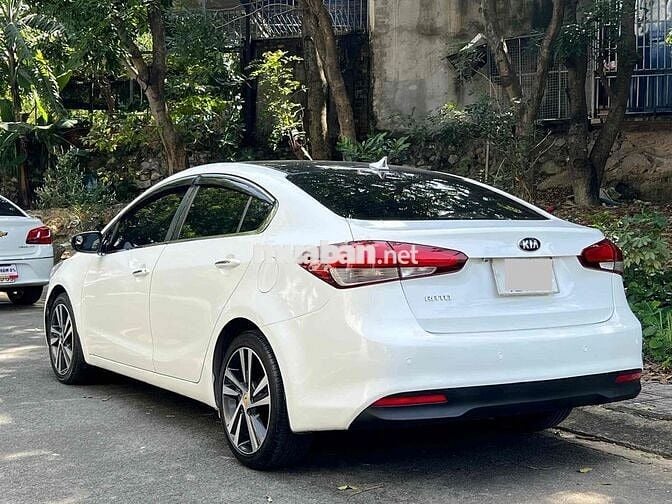 KIA Cerato 2018 1.6MT 80000 km