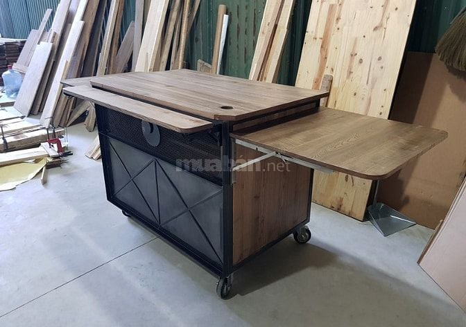 Công ty nội thất Phong cách Công nghiệp tuyển thợ mộc gỗ tự nhiên.