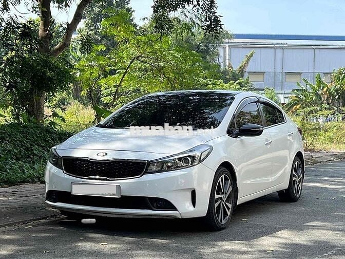 KIA Cerato 2018 1.6MT 80000 km