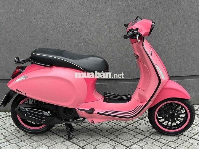 Piaggio Vespa Hồng