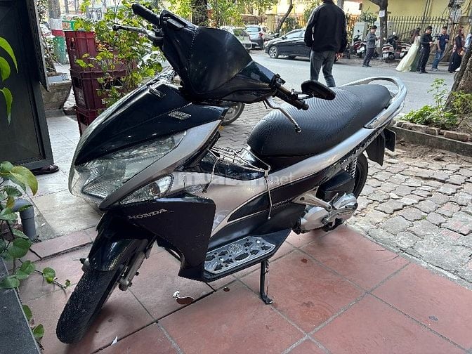 Bán xe máy air blade 2011 nguyên bản, chính chủ.