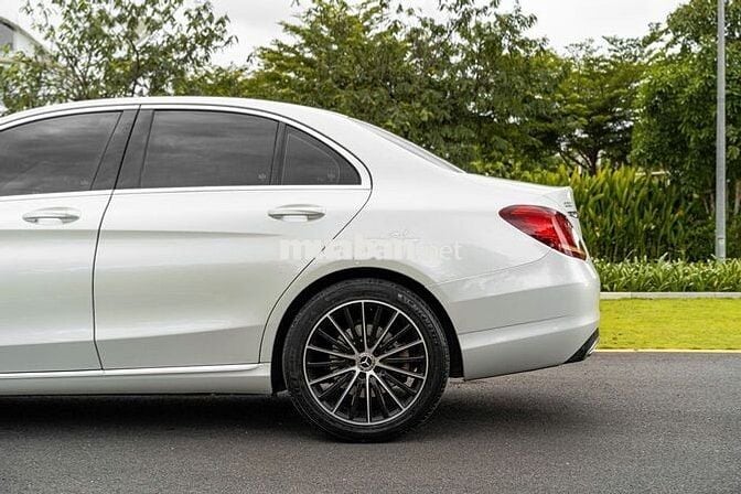 Bán cắt lỗ C200 Exclusive 2021 zin siêu cọp