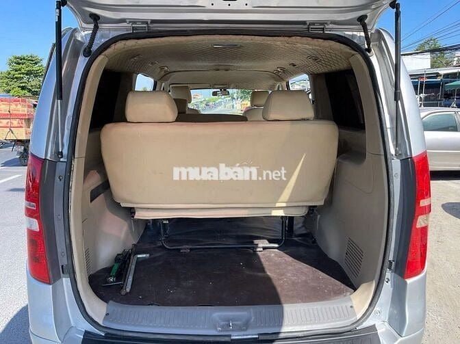 Hyundai Starex 2008 2.5D MT - 150 km