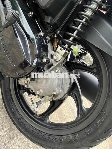 ab chạy 2 ngàn km hiếm có nhé