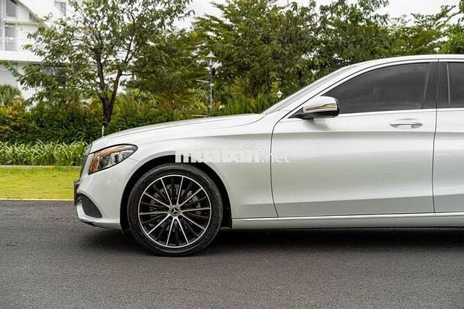 Bán cắt lỗ C200 Exclusive 2021 zin siêu cọp