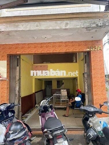 4PN, 3WC. Mặt tiền 283 Thái Phiên, Q11. Giá 14 triệu