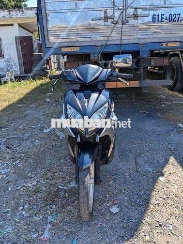 Yamaha Nouvo Đen Bạc