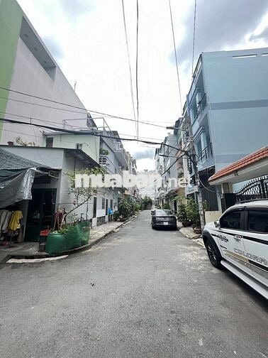 Phòng cho thuê có gác 6m tại đường Tân Kỳ Tân Quý, Q. Tân Phú