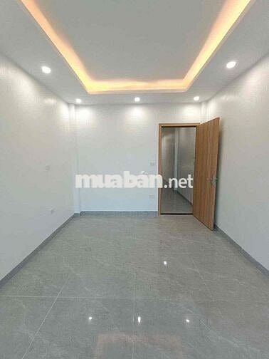 nhà Phụng Châu- Ô tô vào 5.3 tỷ