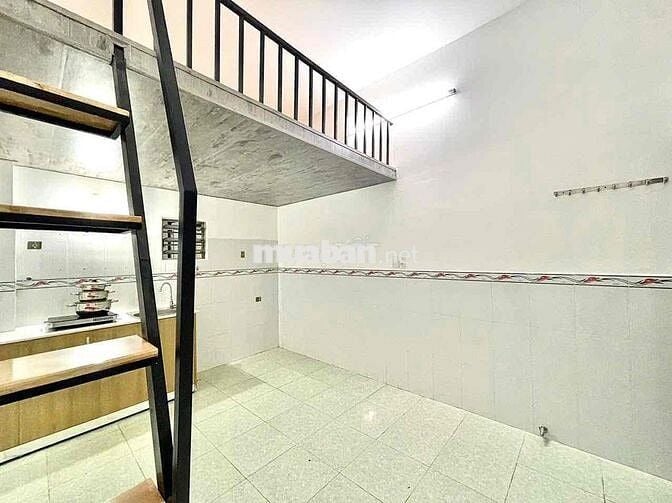 Phòng Gác Lửng Mới Xây Ngay CV Gia Định