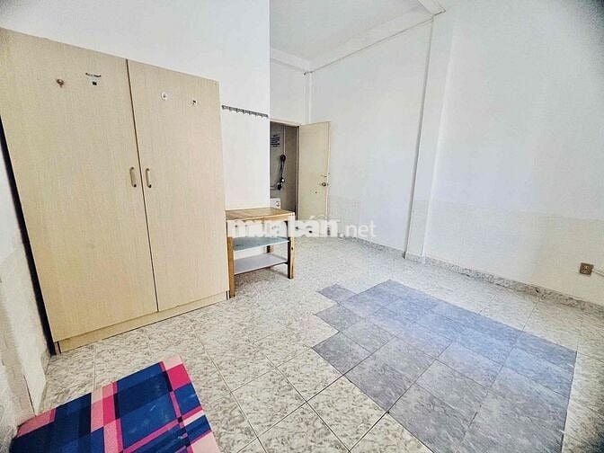 PHÒNG CỬA SỔ - SIÊU THOÁNG - NGAY PHẠM VĂN HAI