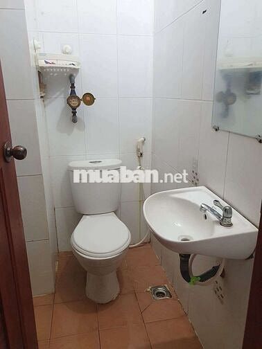 Cho thuê phòng trọ hẻm 4 đường Văn Chung, Tân Bình