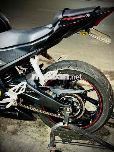 yamaha  r15 v3 zin đẹp keng
