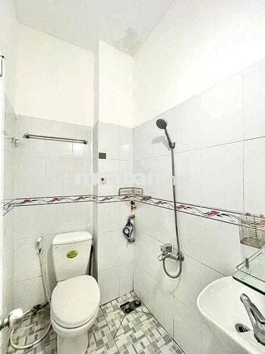 Phòng Gác Lửng Mới Xây Ngay CV Gia Định