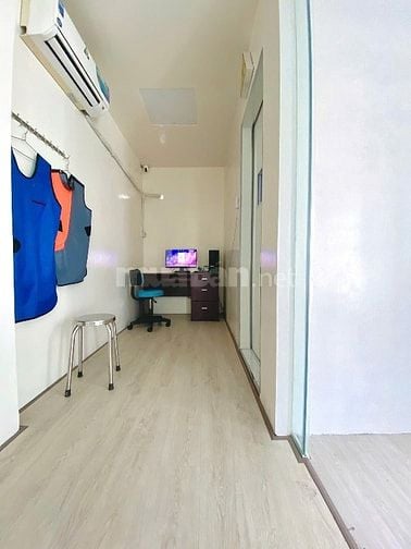 Bán nhà mặt tiền rẻ đẹp 3 lầu (4x14) 358 Dương Quảng Hàm p5 Gò Vấp 