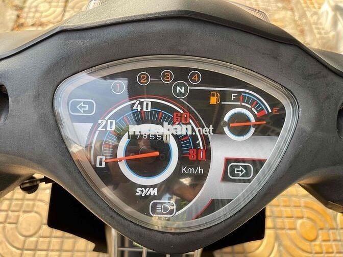 xe rất mới! học sinh đi học rất thuận lợi.