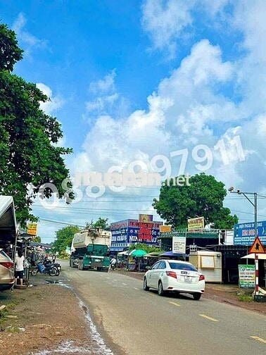 đất cách chợ thái bình 700m 1 sec dt749b