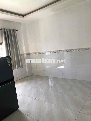 mới trống phòng cửa sổ trời, tủ lạnh, rộng. y hình và video. gần Aeon