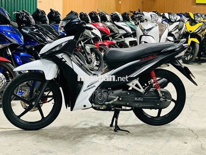 XE MÁYTHANH TÙNG_HONDA WAVE RSX FI110 ĐEN TRẮNG