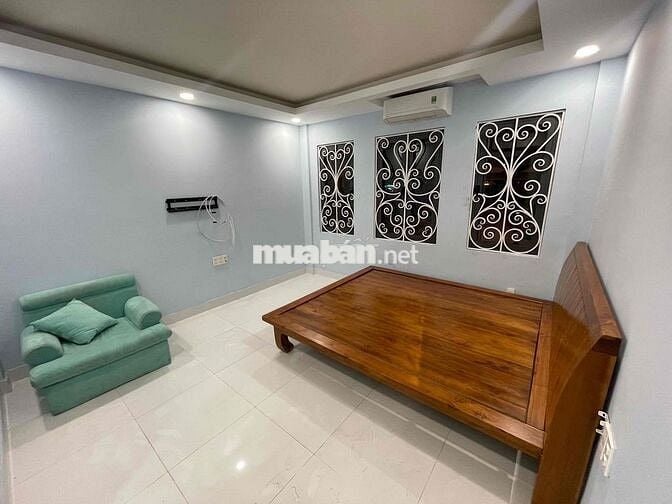 PHÒNG TRỌ RỘNG RÃI QUẬN 1 - MẶT TIỀN 86 VÕ VĂN KIỆT - 35M2 - CHỈ 6 TRI